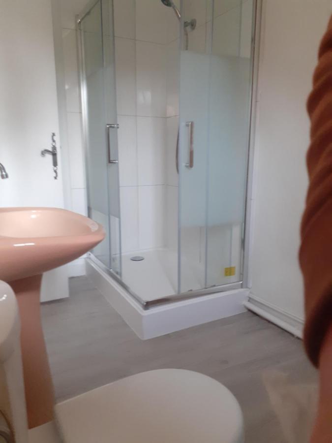Gite Les Vignettes Bourgeauville Esterno foto